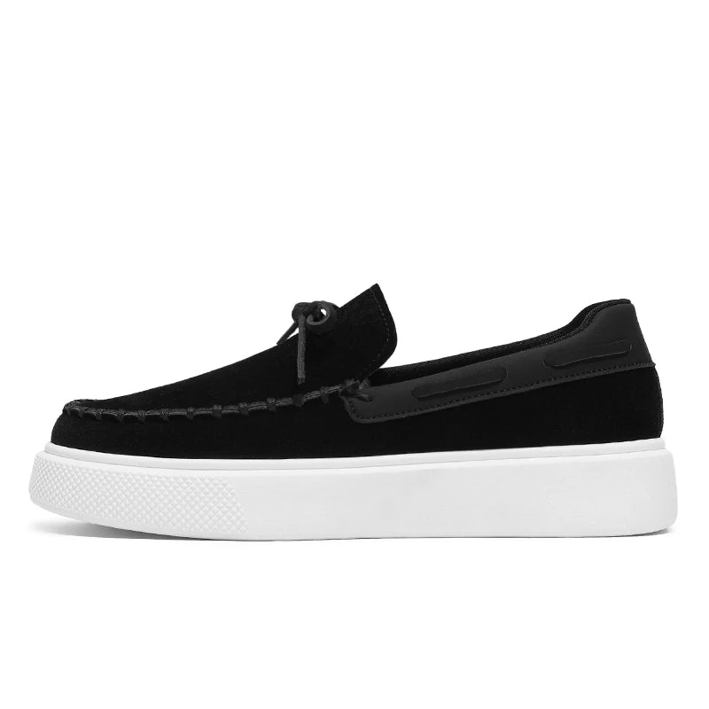 Mocassim Masculino Casual em Camurça com Solado Branco CO08